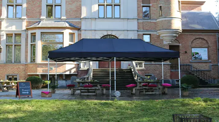 Folding tent 4x6